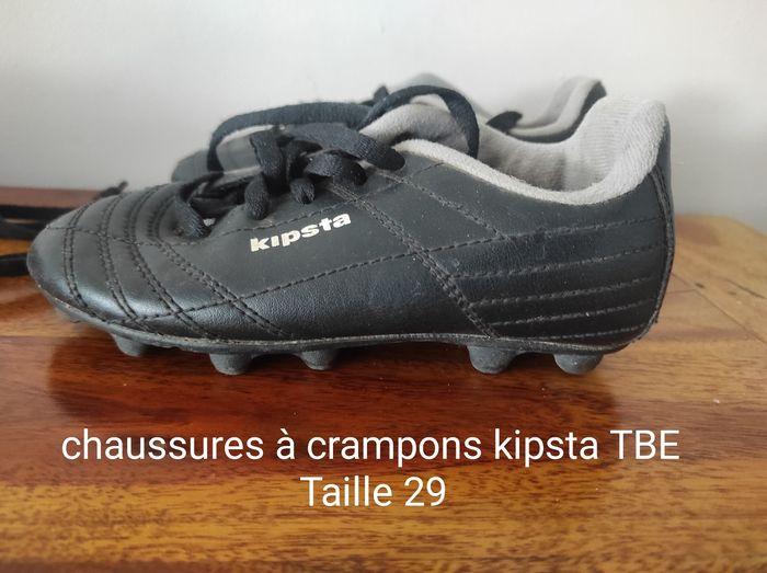 Chaussures à crampons - photo numéro 1