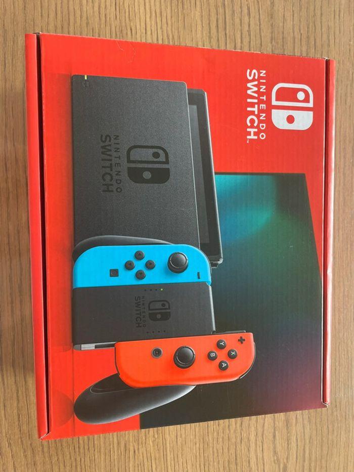 Nintendo switch neuve - photo numéro 1