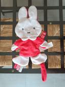 Lapin en peluche