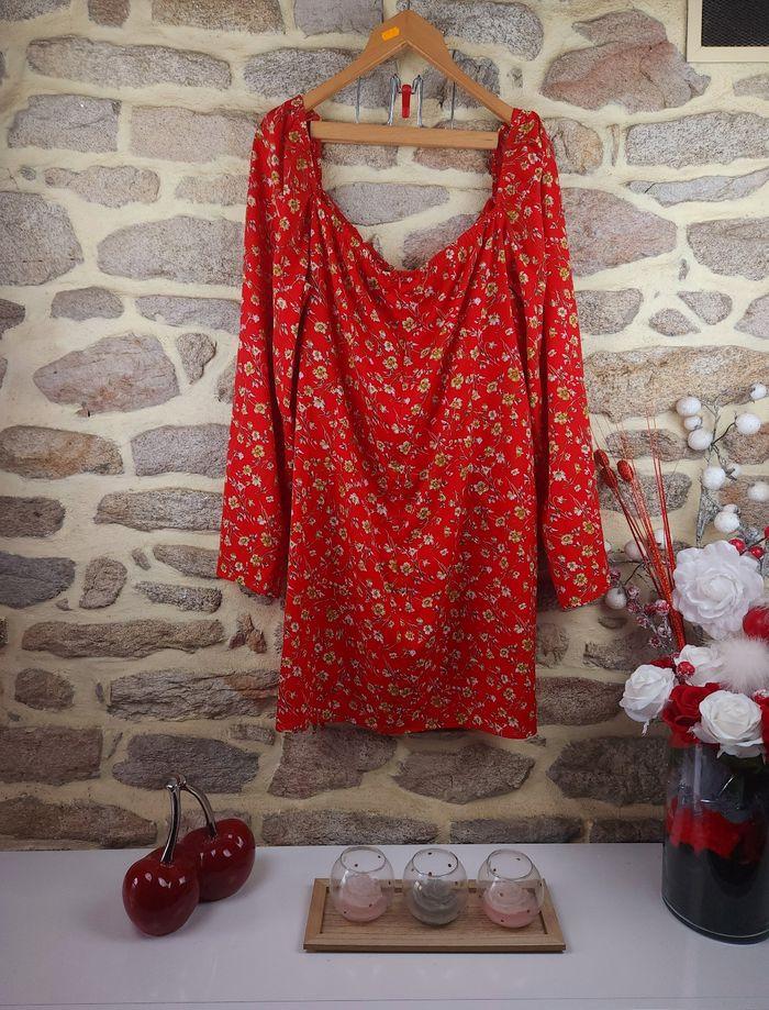 Robe manches longues rouge et multicolore Femme taille 54 marque PrettyLittlething 🍬 - photo numéro 3