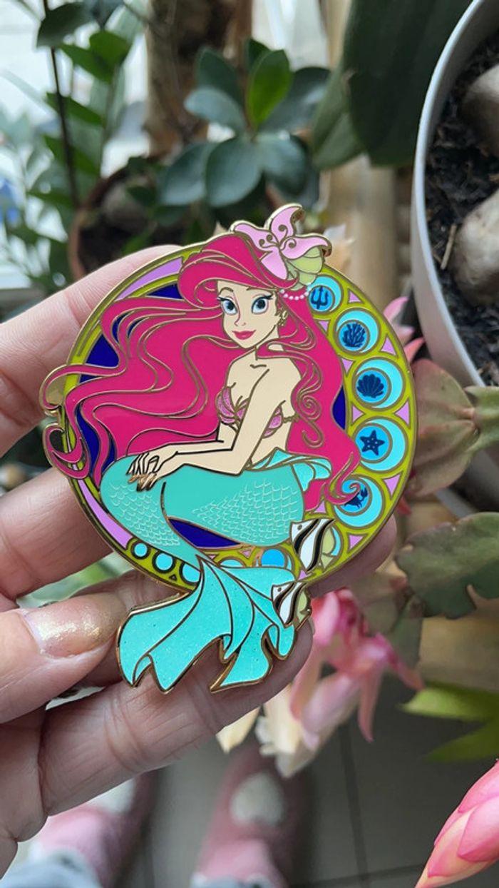 Pin’s fantasy Ariel Disney