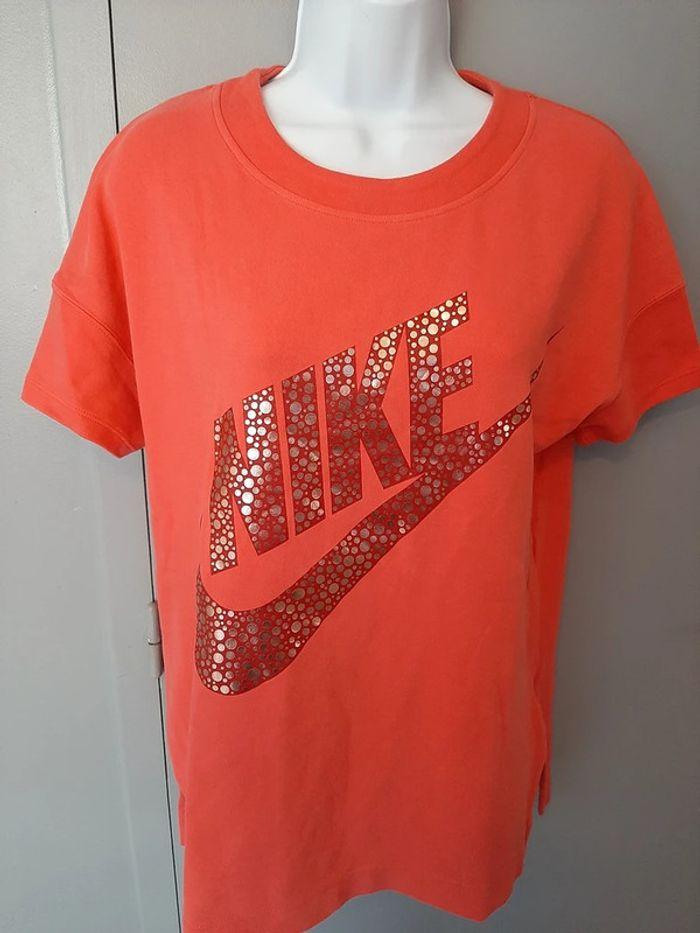 vetements de sport nike corail taille S - photo numéro 1