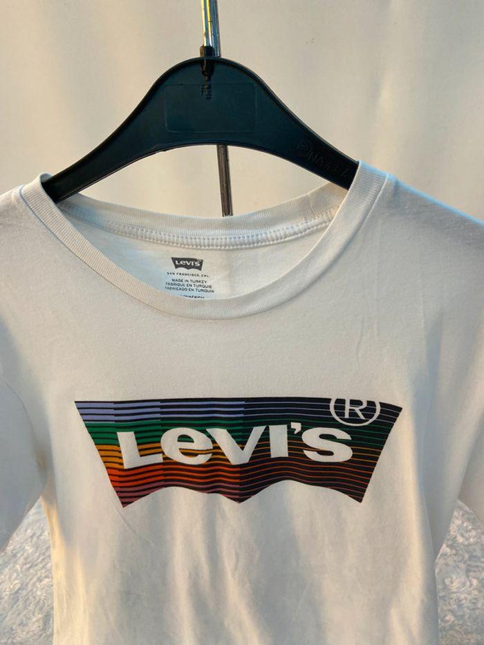 T Shirt blanc levis XS Tres bon etat - photo numéro 2