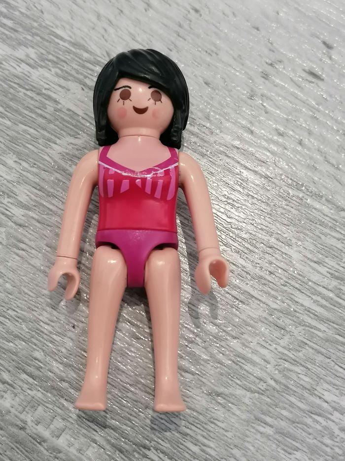 Personnage fille maillot de bain Playmobil 🩱 - photo numéro 1