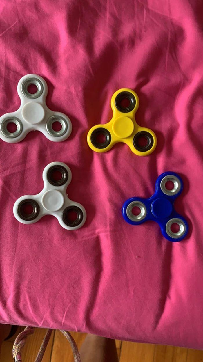 4 spinners - photo numéro 1