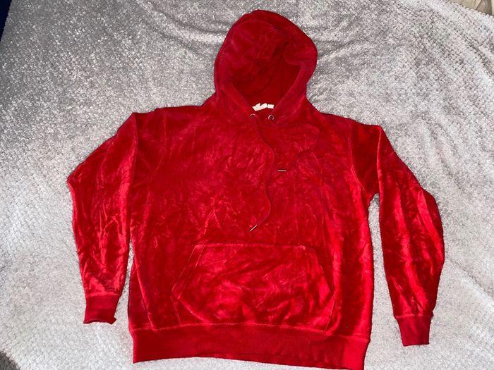 Sweat velour rouge L