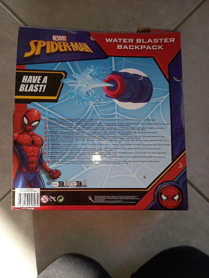 Water blaster spiderman - photo numéro 2