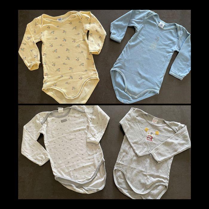 Lot de 4 bodies en 3 ans. Absorba et petit bateau - photo numéro 1