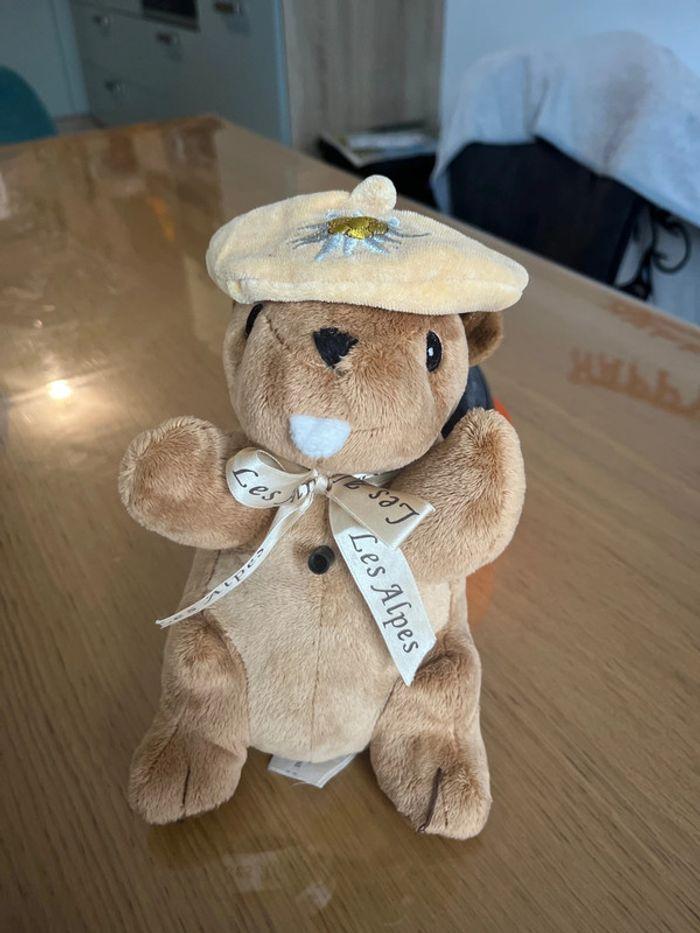 Peluche, marmotte qui chante - photo numéro 1