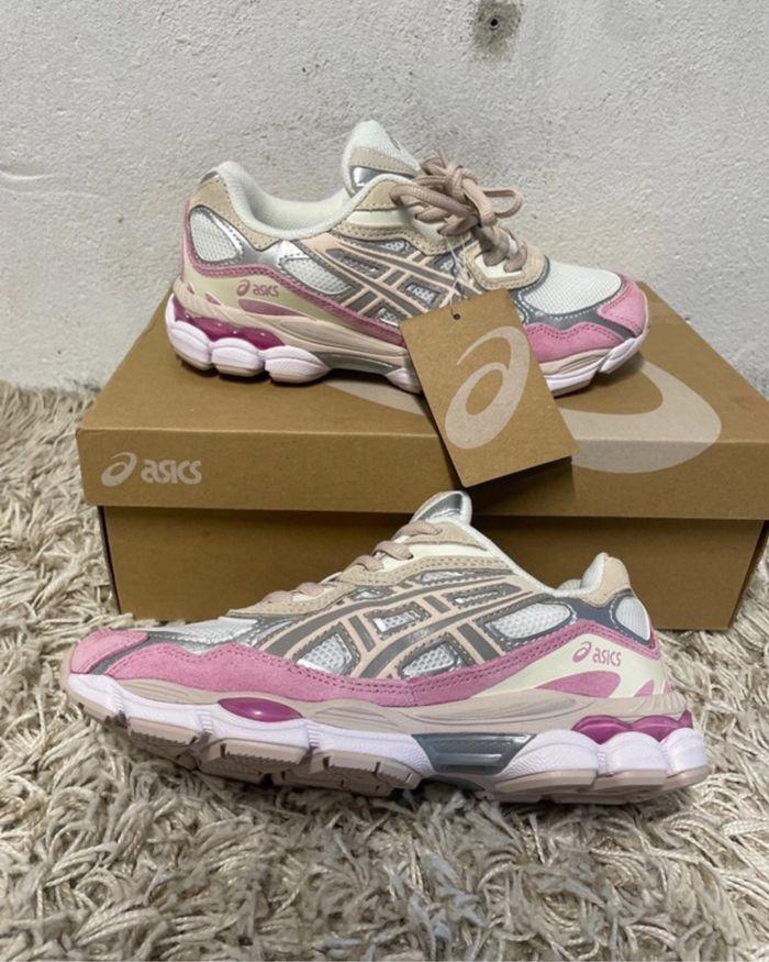 Asics gel nyc rose bonbon - photo numéro 1