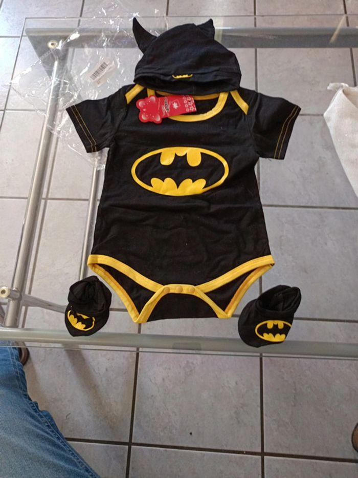 Ensemble batman bébé - photo numéro 1