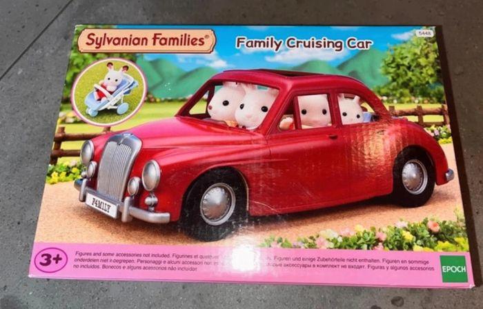 Voiture rouge cabriolet 5 places Sylvanian Families Neuf emballé  5448 - photo numéro 1