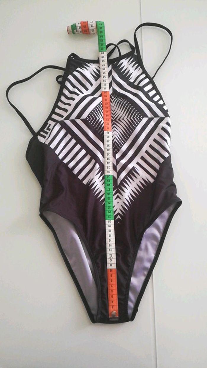 Maillot de bain 1 piece neuf - photo numéro 3