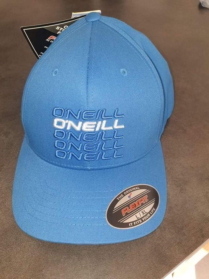 Casquette o'neill taille L - photo numéro 1