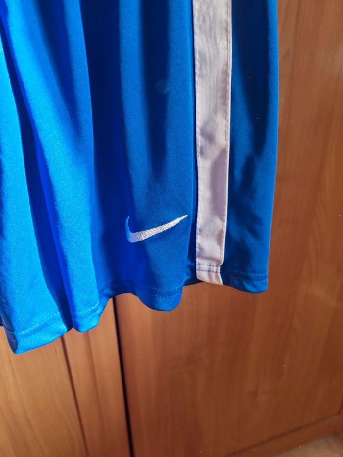 Short bleu Nike - photo numéro 3