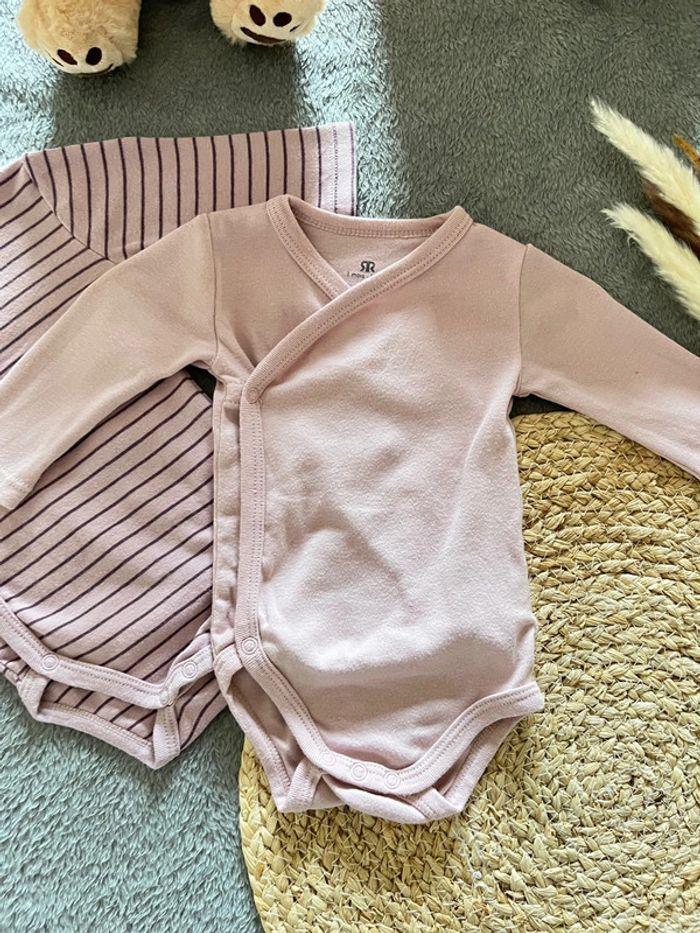 Lot de 4 bodys La redoute 1 mois fille - photo numéro 6