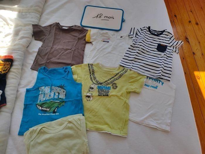 Lot t-shirt manches courtes 18mois - photo numéro 1