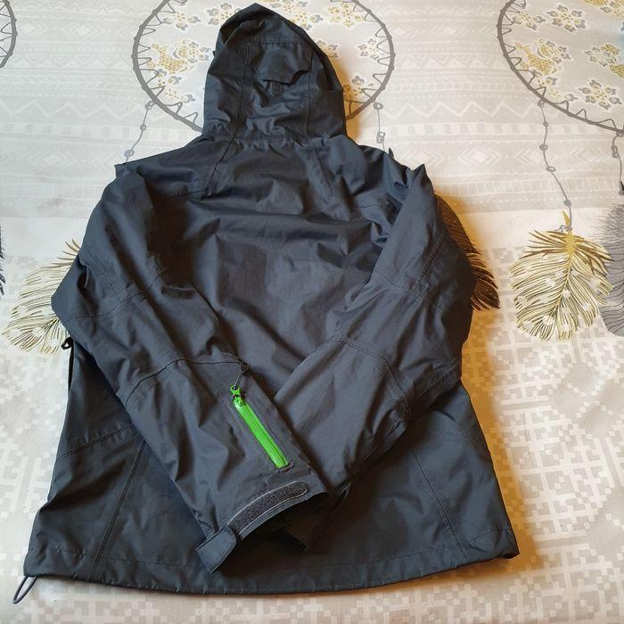 Veste coupe vent quechua de taille 12ans - photo numéro 4