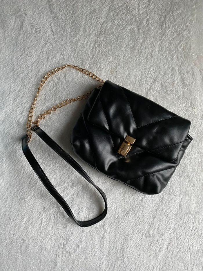 🖤 Jolie petit sac noir simili cuir 🖤 19x15cm 🖤 - photo numéro 1