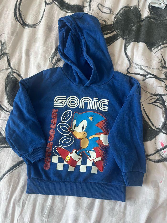 Pull à capuche sonic 3-4 ans