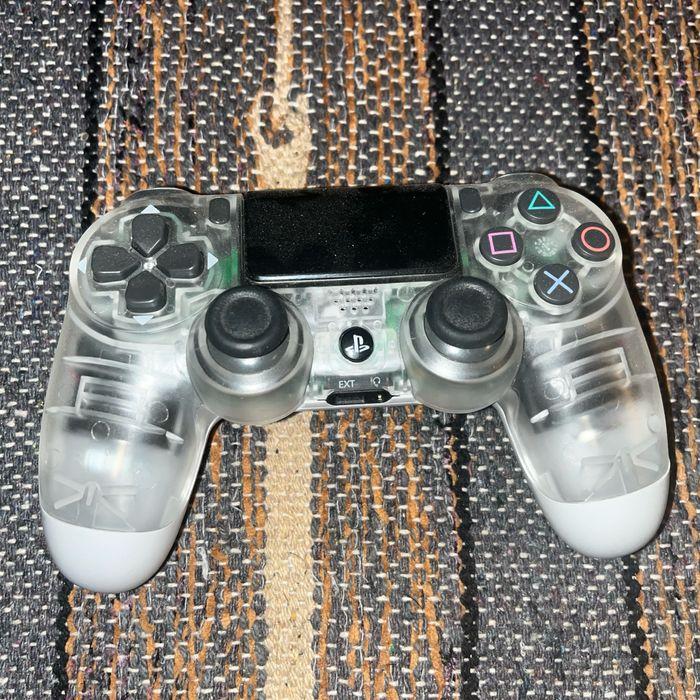 Manette ps4 transparente - photo numéro 1