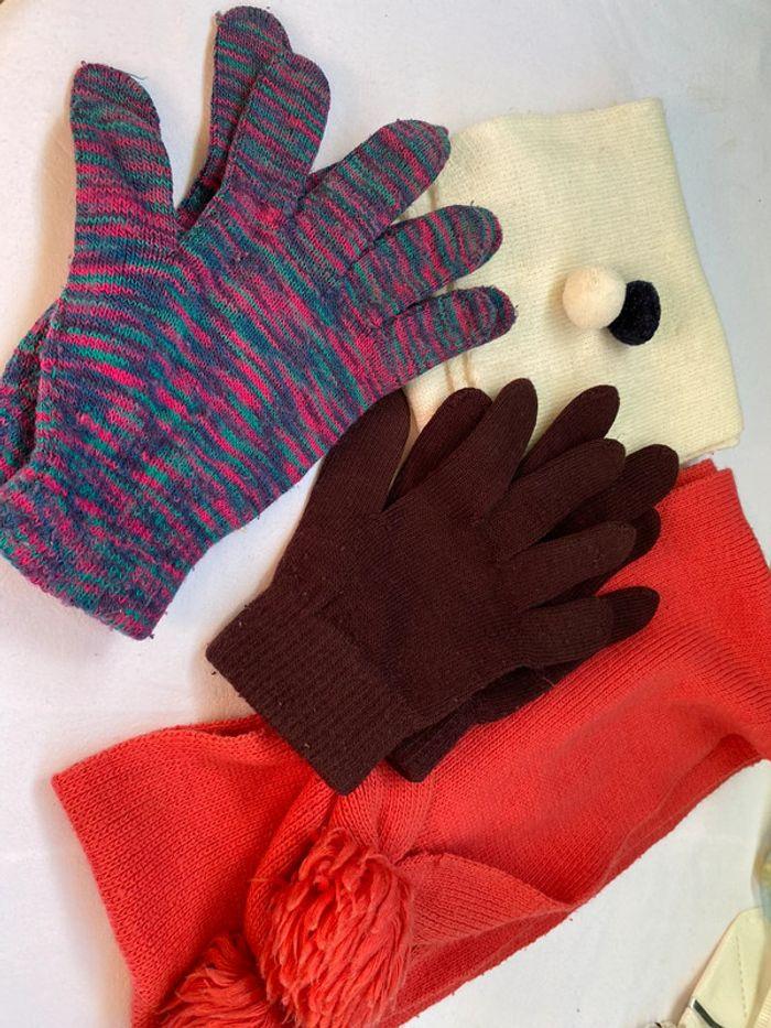 Lot écharpes et gants enfants - photo numéro 1