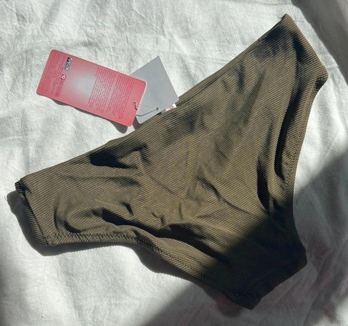 Culotte de maillot de bain vert Kaki - t34 - neuf - photo numéro 1