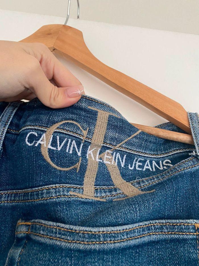 Jeans troués Calvin Klein - photo numéro 6