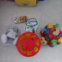 Lot de jouets bebe