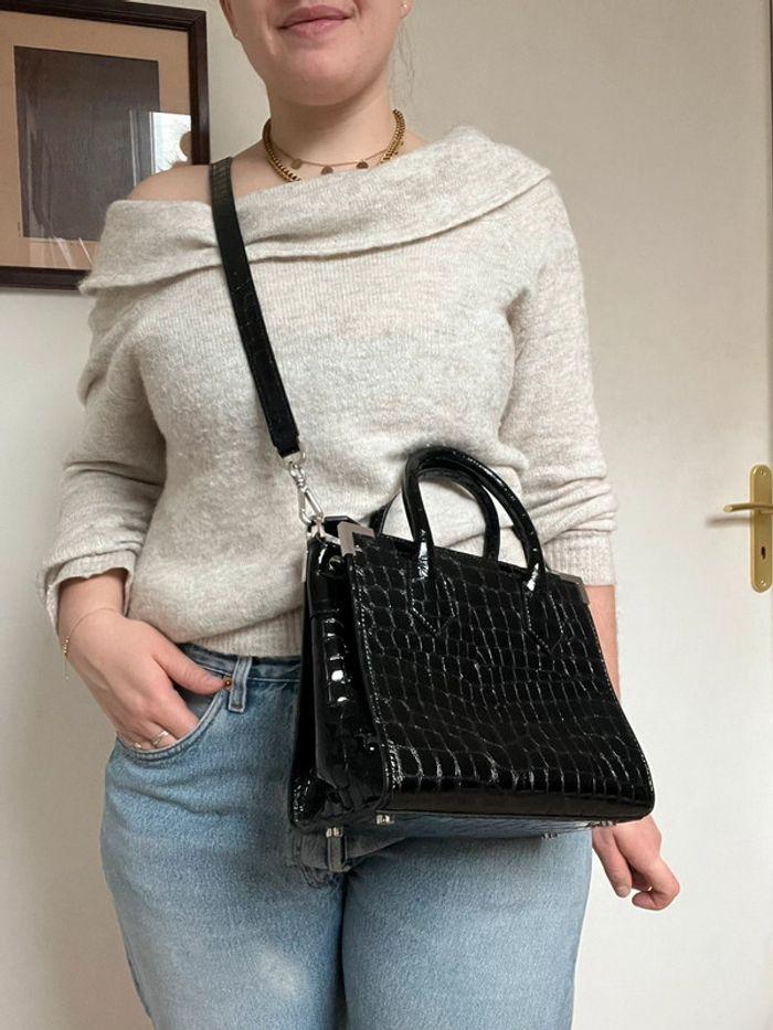 Sac bandoulière Ming en cuir vernis croco noir The Kooples Médium - photo numéro 3