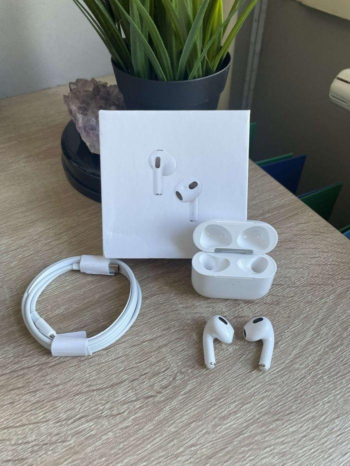 Air pods 3 - photo numéro 2