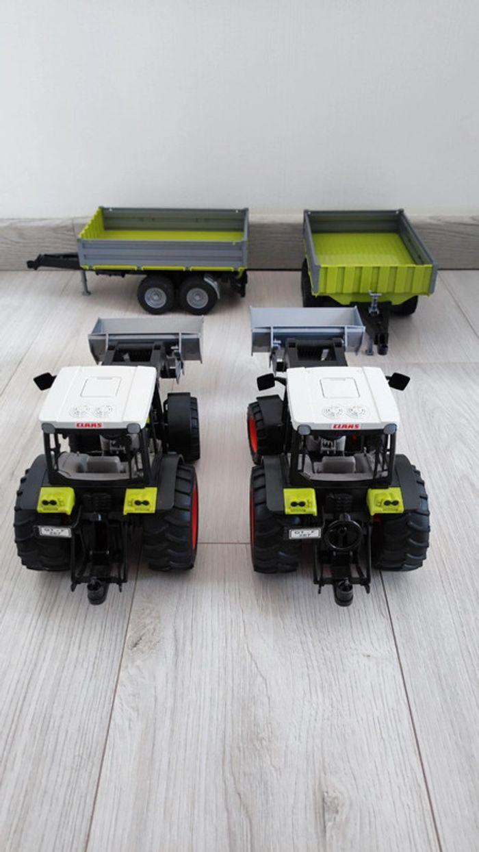 Lot de 2 tracteurs Claas + remorques Bruder - photo numéro 4