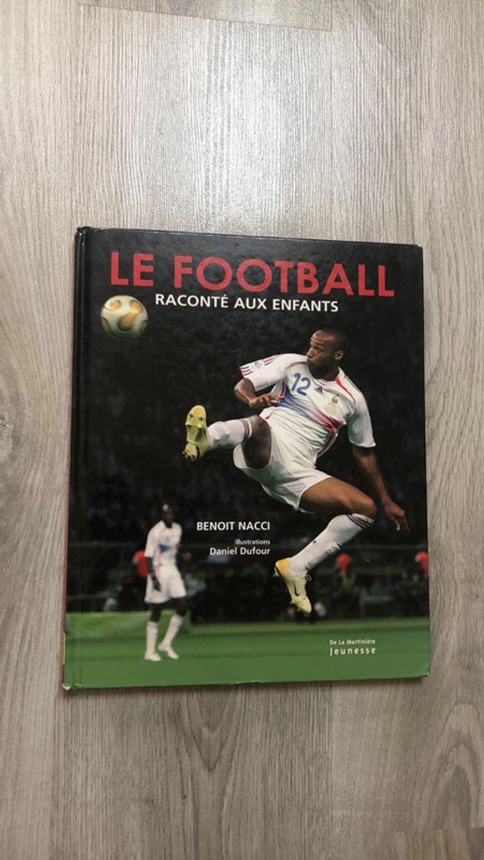 Livre sur le Football - photo numéro 1