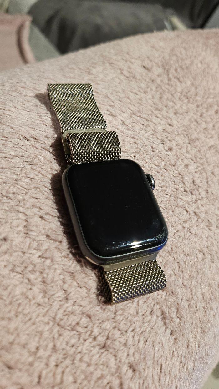 Apple watch SE GPS + Cellular - photo numéro 2