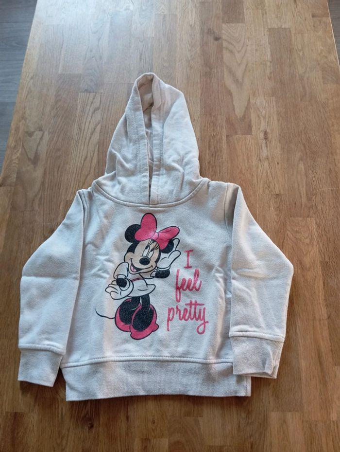 Pull Minnie taille 2 ans - photo numéro 1