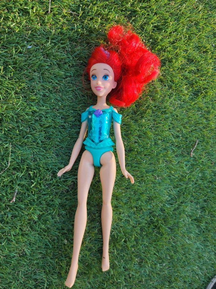 Lot de 2 poupées disney Ariel et Elsa - photo numéro 2