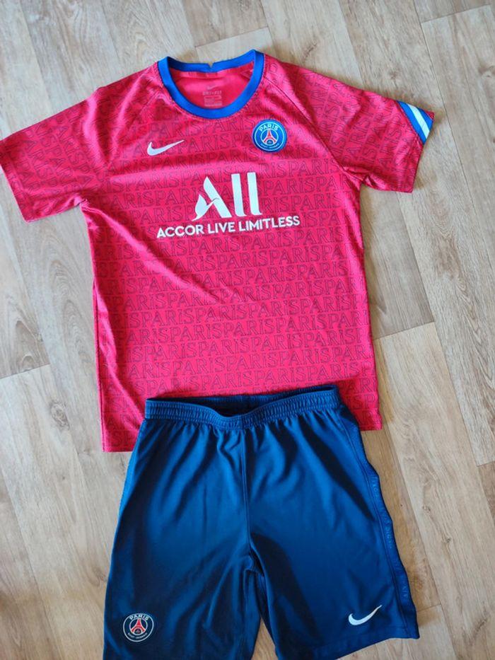 Maillot + short PSG - photo numéro 1