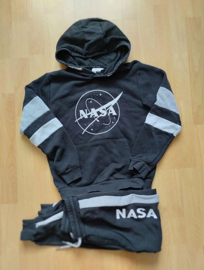 Ensemble jogging NASA taille XXS - photo numéro 1