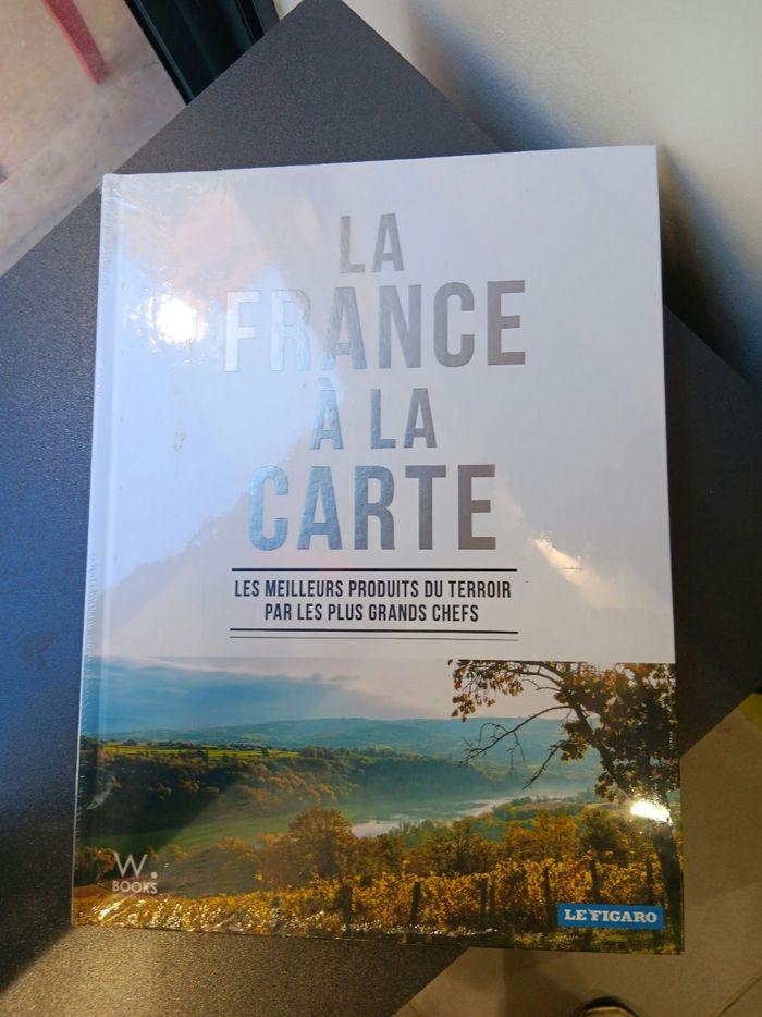 Livre de cuisine - photo numéro 1