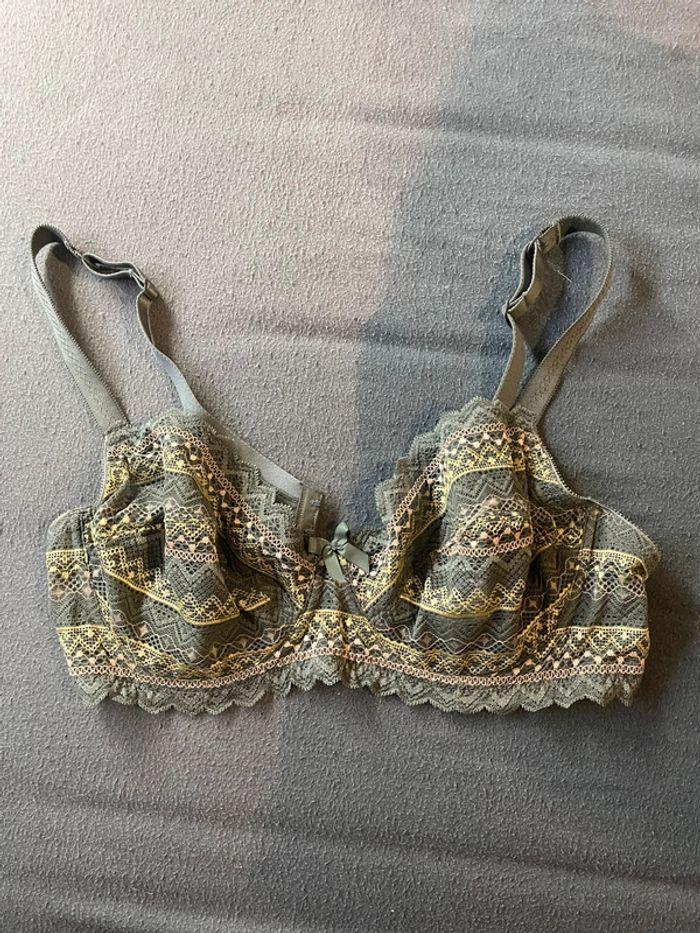 Soutien-gorge Etam - photo numéro 1