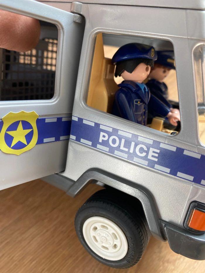 Fourgon police playmobil - photo numéro 1