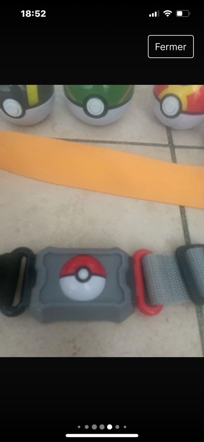 Lot de pokeball avec ceinture pokemon - photo numéro 4