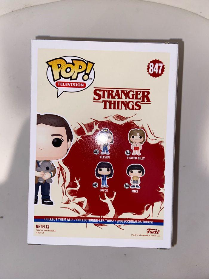 Funko pop stranger things eleven with bear 847 - photo numéro 4