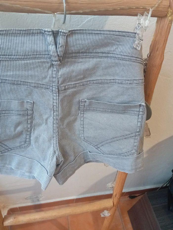 Short taille 34 - photo numéro 11