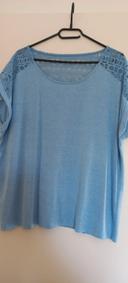 Beau tee-shirt bleu pailleté, taille 42/44