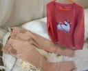 Ensemble t-shirt rose licorne et pantalon beige tbe 12 ans