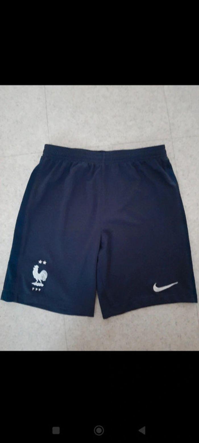 Maillot + short 12/13 ans - photo numéro 4