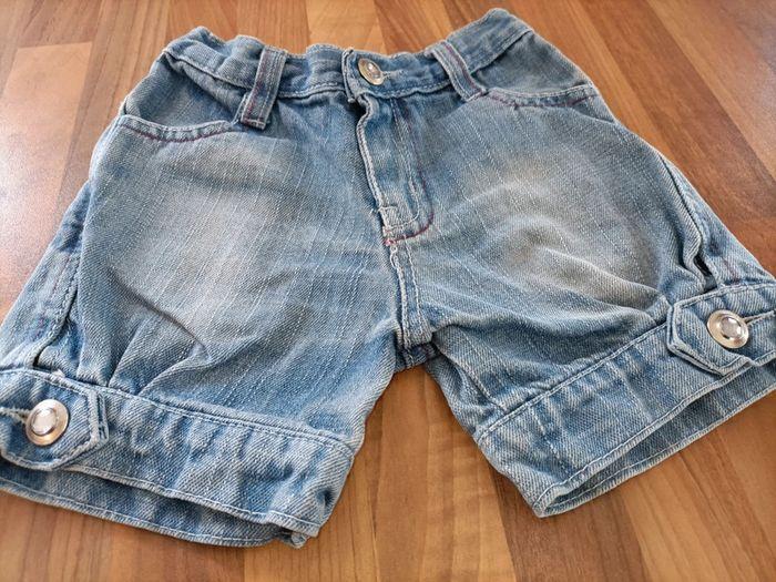 Short jean 3-4 ans avec coeurs - photo numéro 2