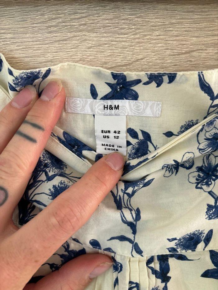 Jupe H&M à fleurs - photo numéro 3