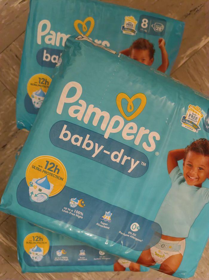 Pampers baby-dry taille 8 - photo numéro 2